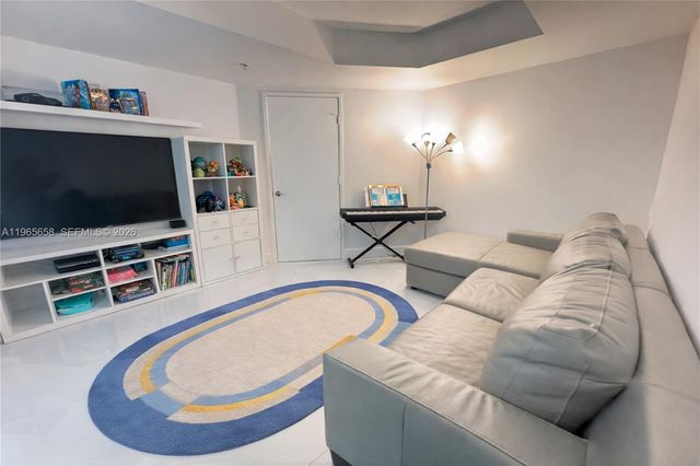 250 Sunny Isles Boulevard TH207, Sunny Isles Beach, FL 33160