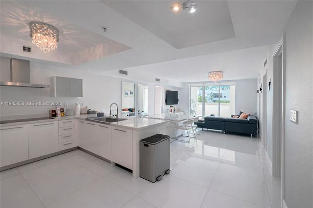 250 Sunny Isles Boulevard TH207, Sunny Isles Beach, FL 33160