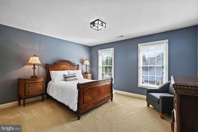 24266 SUNNY MEADOW LN, Aldie, VA 20105