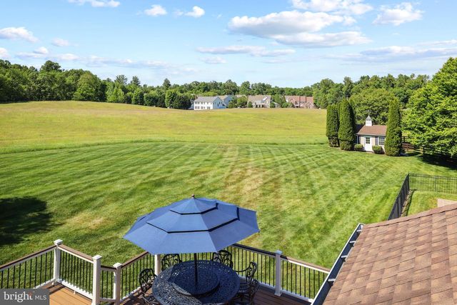 24266 SUNNY MEADOW LN, Aldie, VA 20105