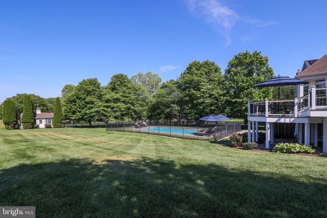 24266 SUNNY MEADOW LN, Aldie, VA 20105