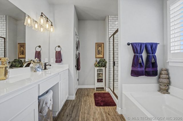 7407 S Walnut Avenue, Broken Arrow, OK 74011