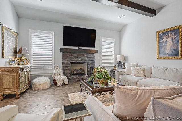 7407 S Walnut Avenue, Broken Arrow, OK 74011