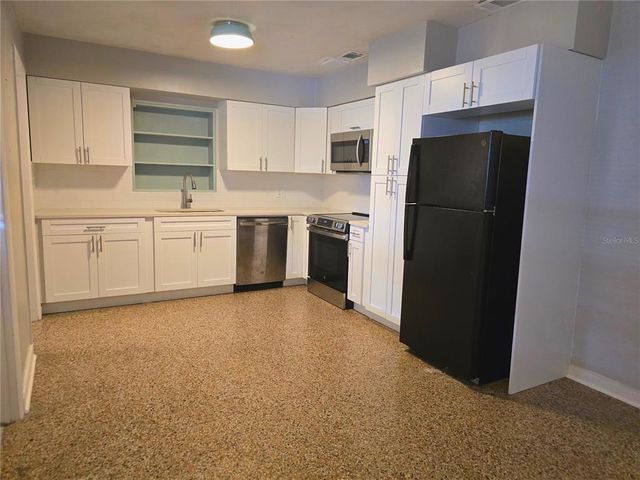 3421 W ABDELLA STREET, Tampa, FL 33607