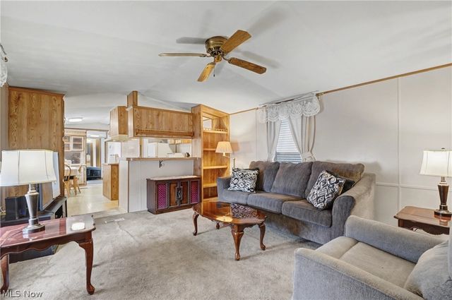 1517 Lady Anne, Streetsboro, OH 44241