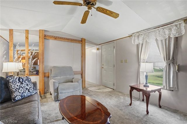 1517 Lady Anne, Streetsboro, OH 44241