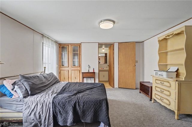 1517 Lady Anne, Streetsboro, OH 44241