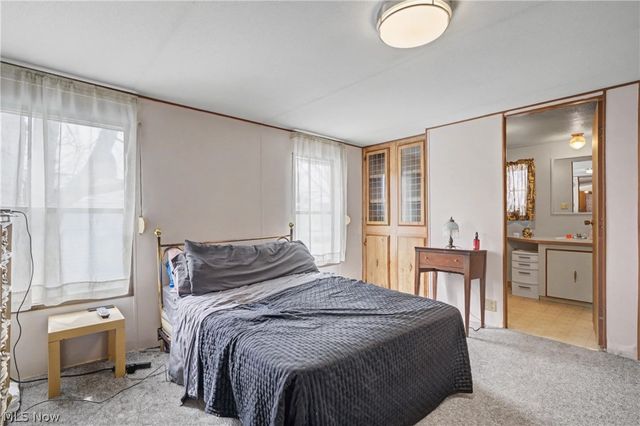 1517 Lady Anne, Streetsboro, OH 44241