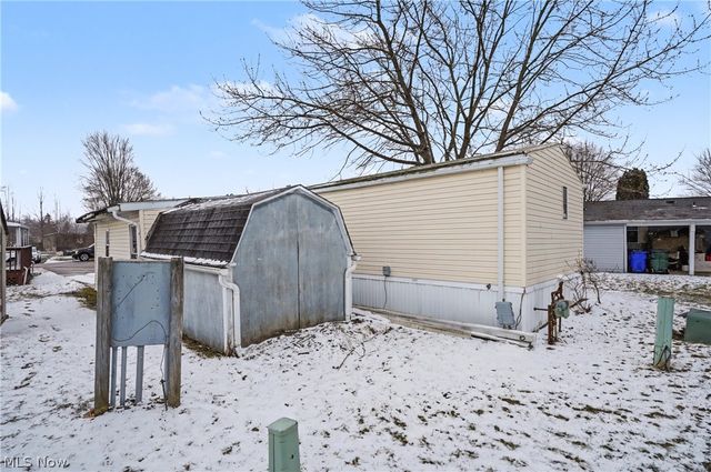 1517 Lady Anne, Streetsboro, OH 44241