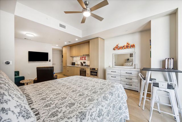 44 East Ave 1806, Austin, TX 78701