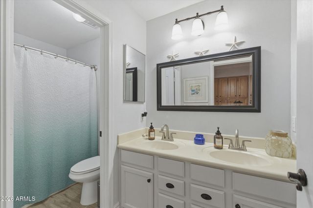 981 E CONSTITUTION Drive, Gilbert, AZ 85296