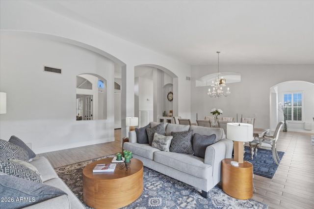 981 E CONSTITUTION Drive, Gilbert, AZ 85296