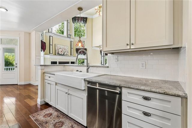 2828 Garland Atwater Jr CT, Virginia Beach, VA 23456