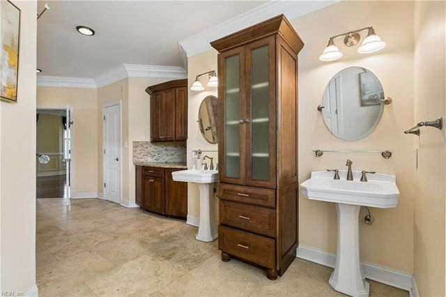 2828 Garland Atwater Jr CT, Virginia Beach, VA 23456