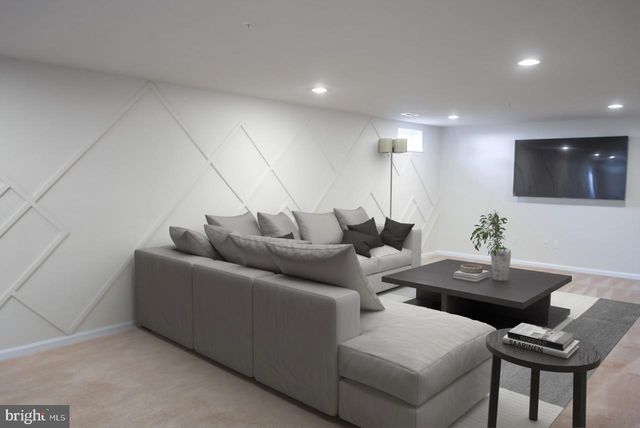 11287 SAINT CHRISTOPHER DR, White Plains, MD 20695