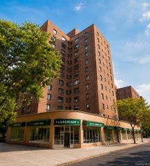 1540 Unionport Road 12H, Bronx, NY 10462