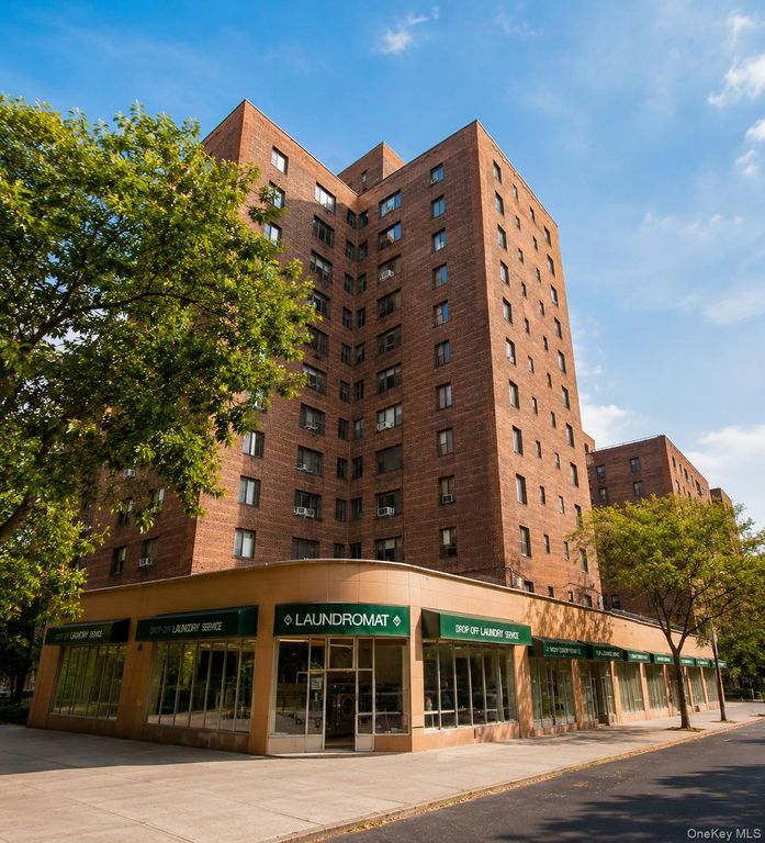 1540 Unionport Road 12H, Bronx, NY 10462