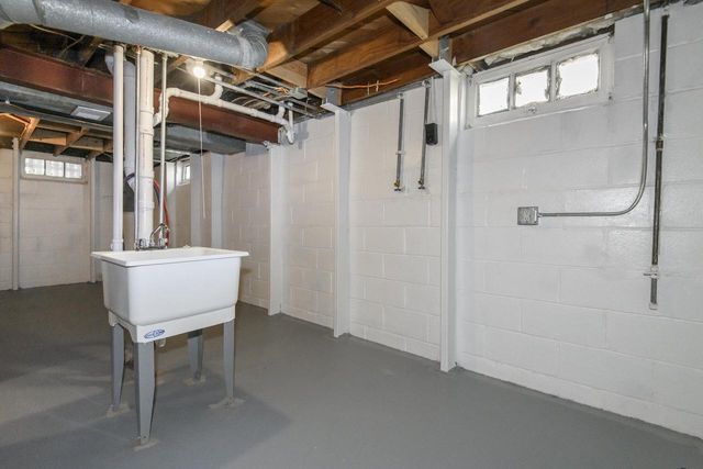 4676 N 46th STREET, Milwaukee, WI 53218