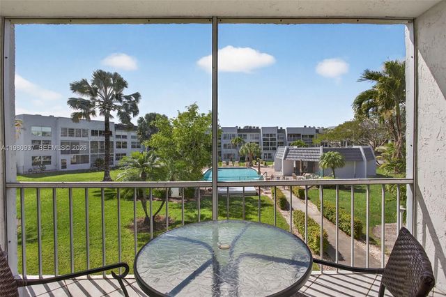 6600 Royal Palm Blvd 207B, Margate, FL 33063