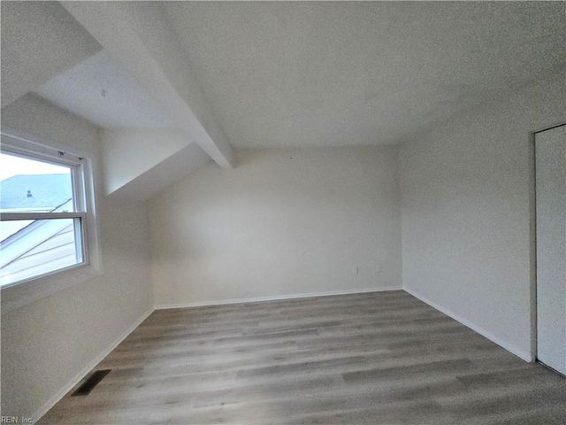 3912 Riverside CIR, Virginia Beach, VA 23453