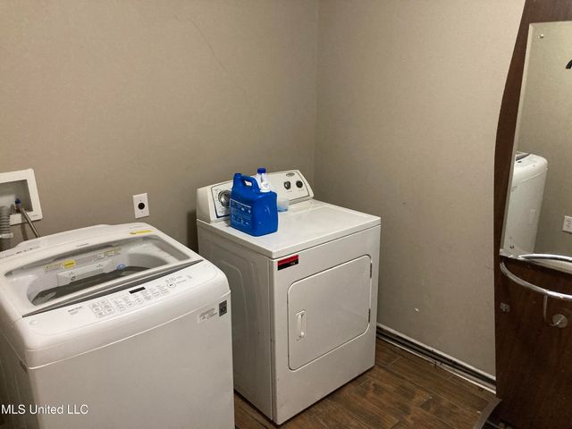 3121 Woodvile Circle, Jackson, MS 39212