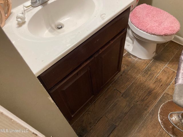 3121 Woodvile Circle, Jackson, MS 39212