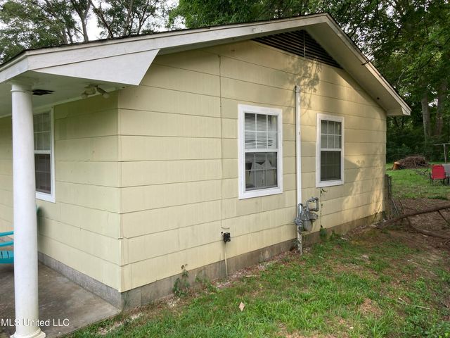 3121 Woodvile Circle, Jackson, MS 39212