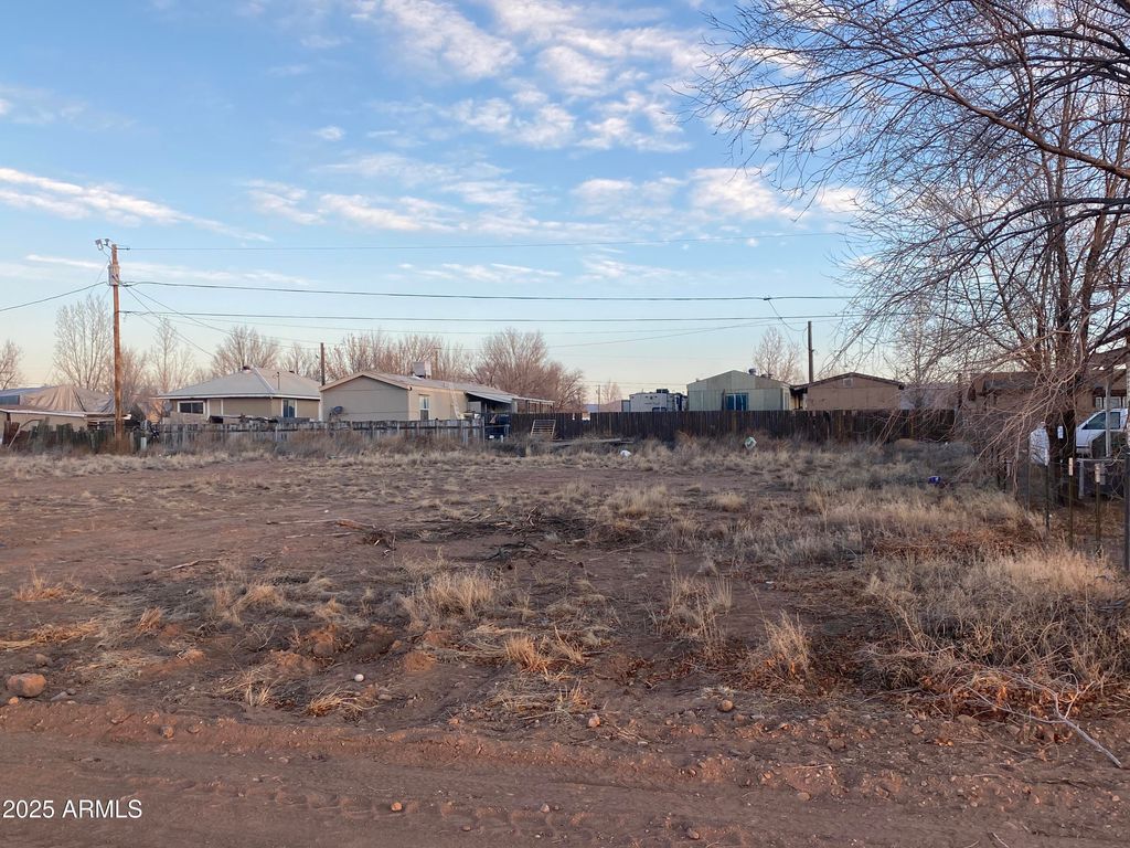 250 W VENICE Way 1080, Paulden, AZ 86334