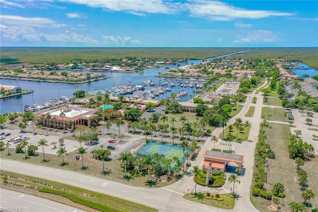 162 Newport DR # 1208, Naples, FL 34114