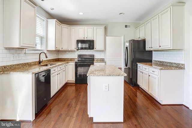 13152 JOHN MARTIN DR, Williamsport, MD 21795