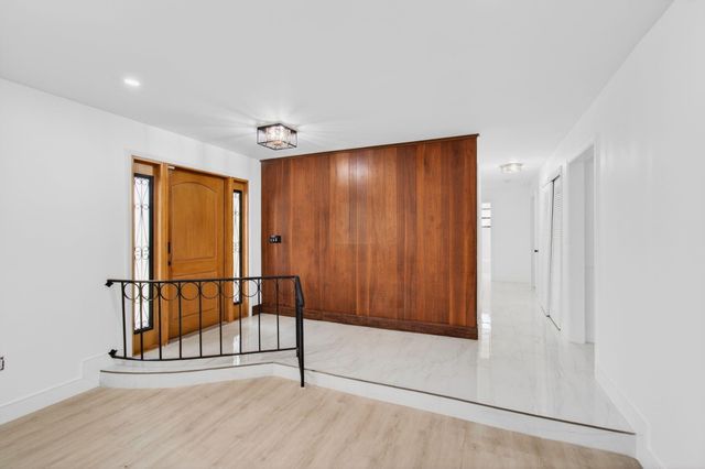 2101 Collier Avenue, Lake Worth Beach, FL 33461