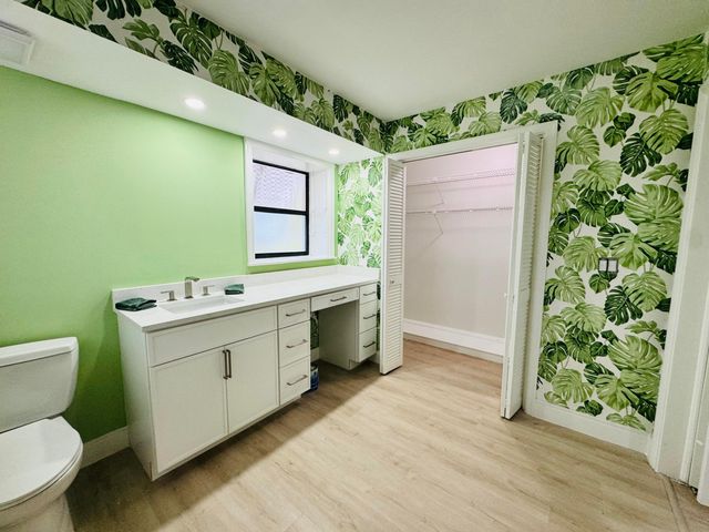 2101 Collier Avenue, Lake Worth Beach, FL 33461