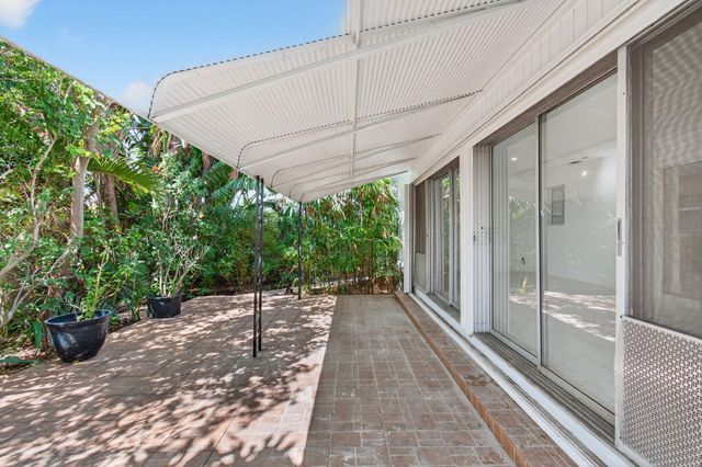 2101 Collier Avenue, Lake Worth Beach, FL 33461