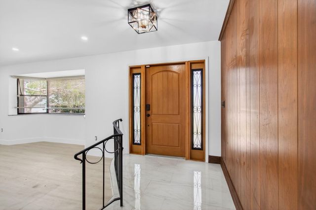 2101 Collier Avenue, Lake Worth Beach, FL 33461