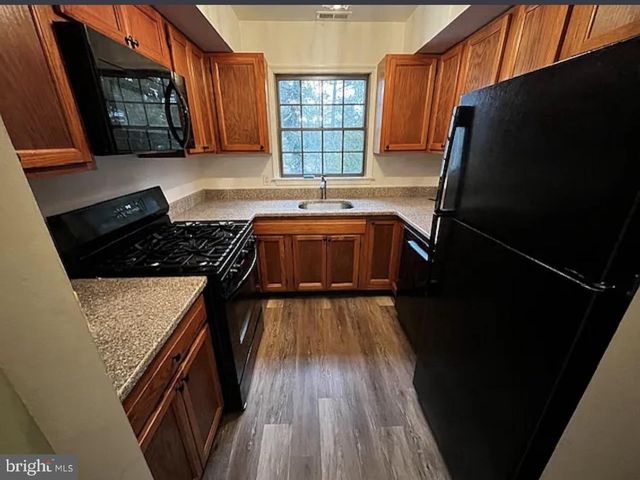 36 WHITEMARSH CT, Little Egg Harbor Twp, NJ 08087