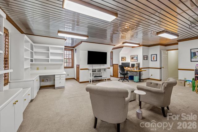 7620 Covey Chase Drive, Charlotte, NC 28210