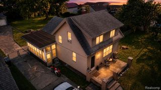 17740 Birmingham Street, Roseville, MI 48066