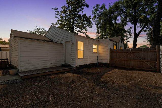 4408 Lawnview Avenue, Dallas, TX 75227