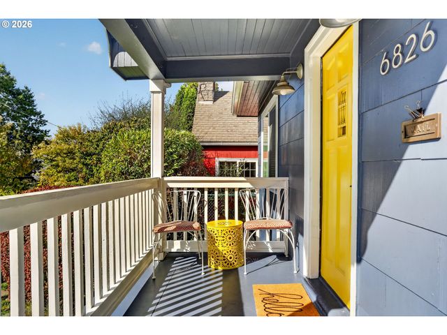 6826 N CONGRESS Ave, Portland, OR 97217