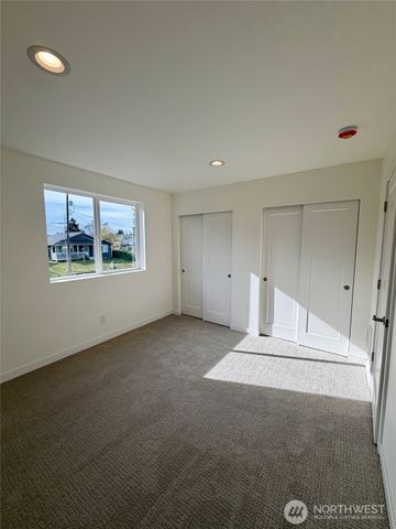 2523 58th Avenue NE, Tacoma, WA 98422