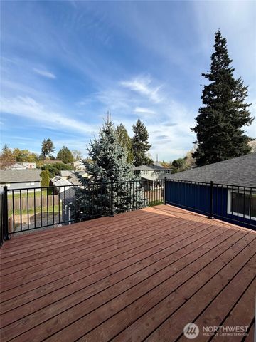 2523 58th Avenue NE, Tacoma, WA 98422