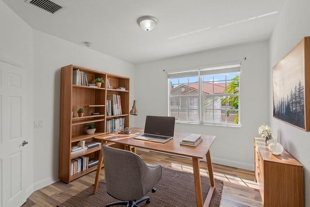 9051 Plymouth Place 20203, Tamarac, FL 33321