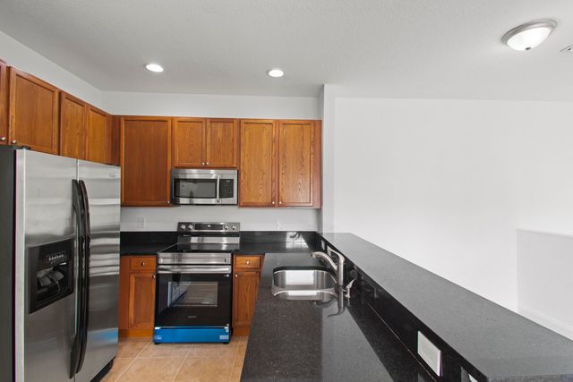 9051 Plymouth Place 20203, Tamarac, FL 33321