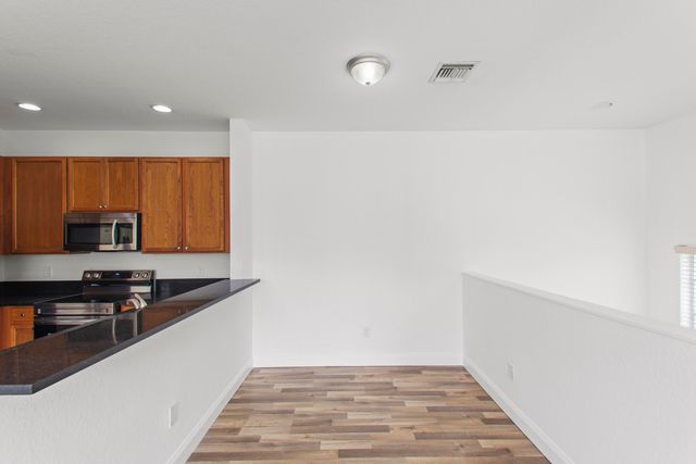 9051 Plymouth Place 20203, Tamarac, FL 33321