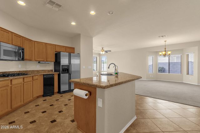 3334 E HOPKINS Road, Gilbert, AZ 85295