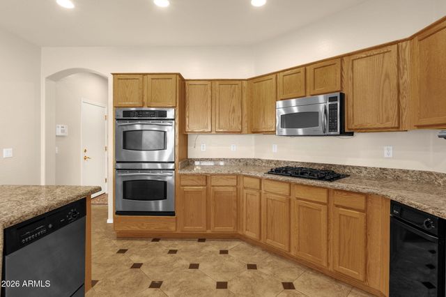 3334 E HOPKINS Road, Gilbert, AZ 85295