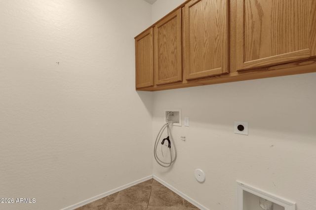 3334 E HOPKINS Road, Gilbert, AZ 85295