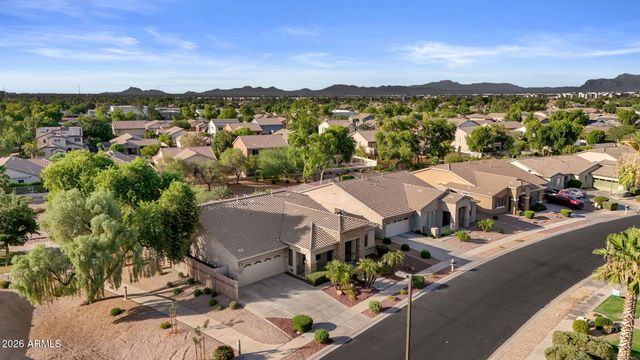 3334 E HOPKINS Road, Gilbert, AZ 85295