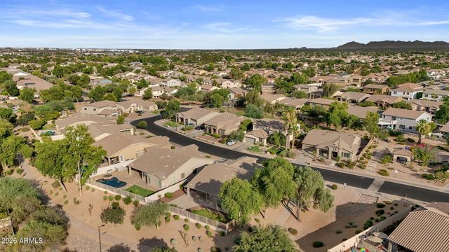 3334 E HOPKINS Road, Gilbert, AZ 85295