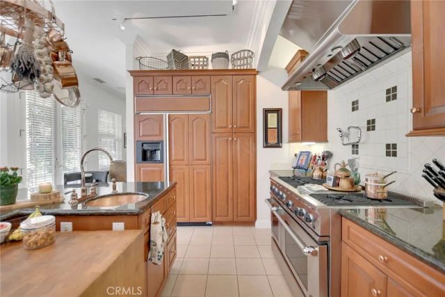 12820 Golf Course Drive, Victorville, CA 92395